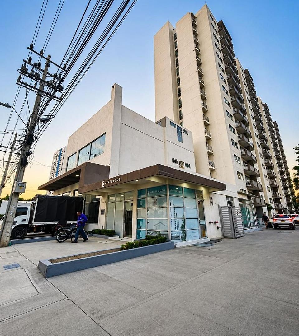 Construescala Pm - Conjunto Residencial Entrelagos Apartamento