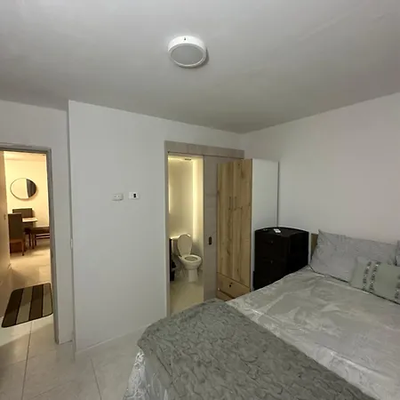 Construescala Pm - Conjunto Residencial Entrelagos Apartamento