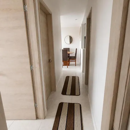 Construescala Pm - Conjunto Residencial Entrelagos Apartamento *